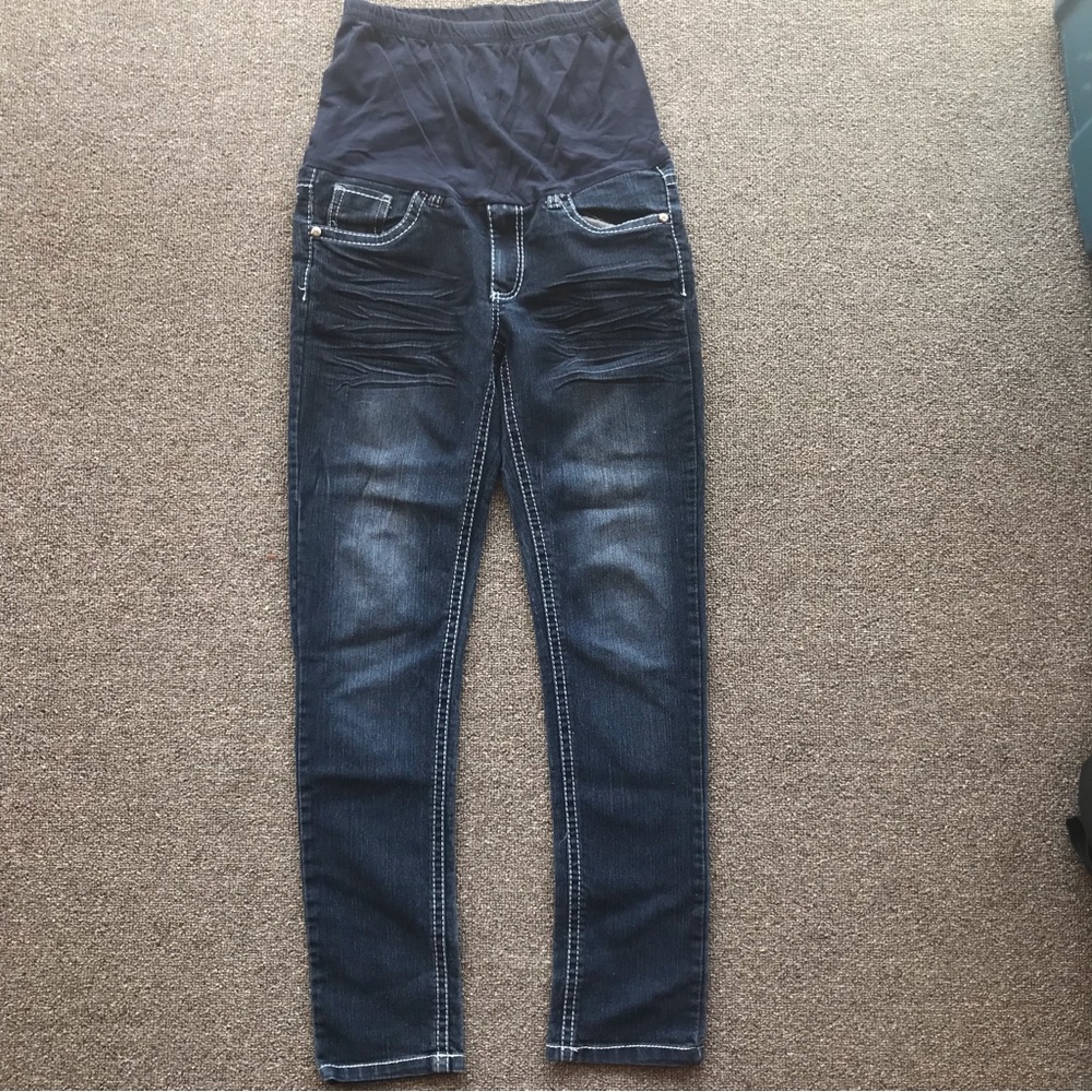 Maternity pants - Picture 2 of 9